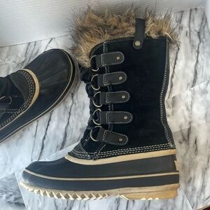 Sorel Joan of Arctic insulated winter lace up snow boot black size 8